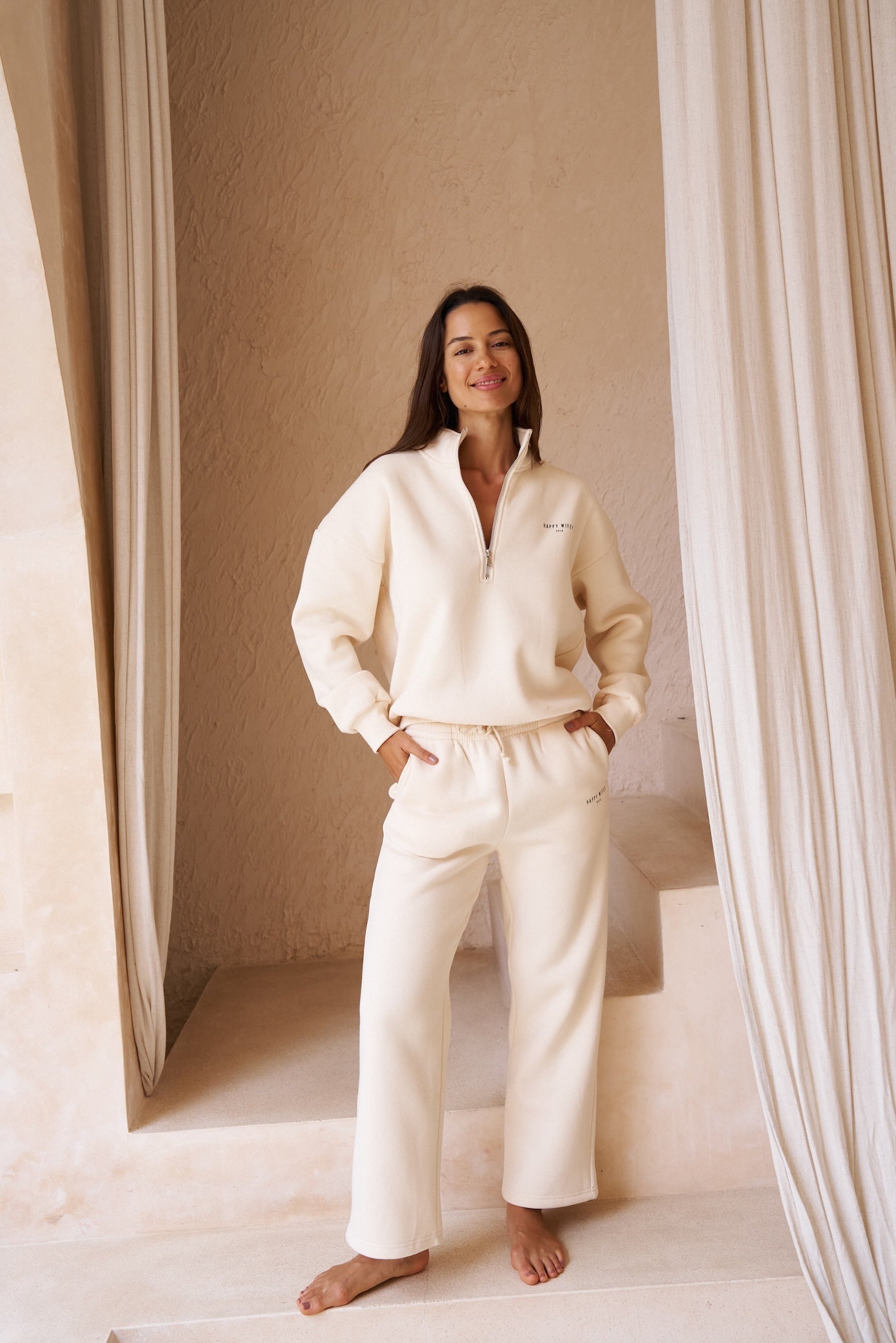 The Straight-Leg Sweatpants in Butter Cream