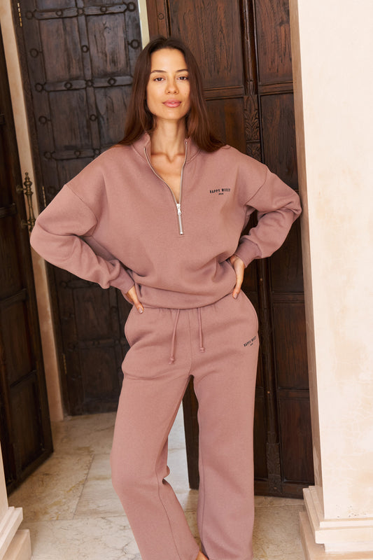 The Straight-Leg Sweatpants in Soft Brown