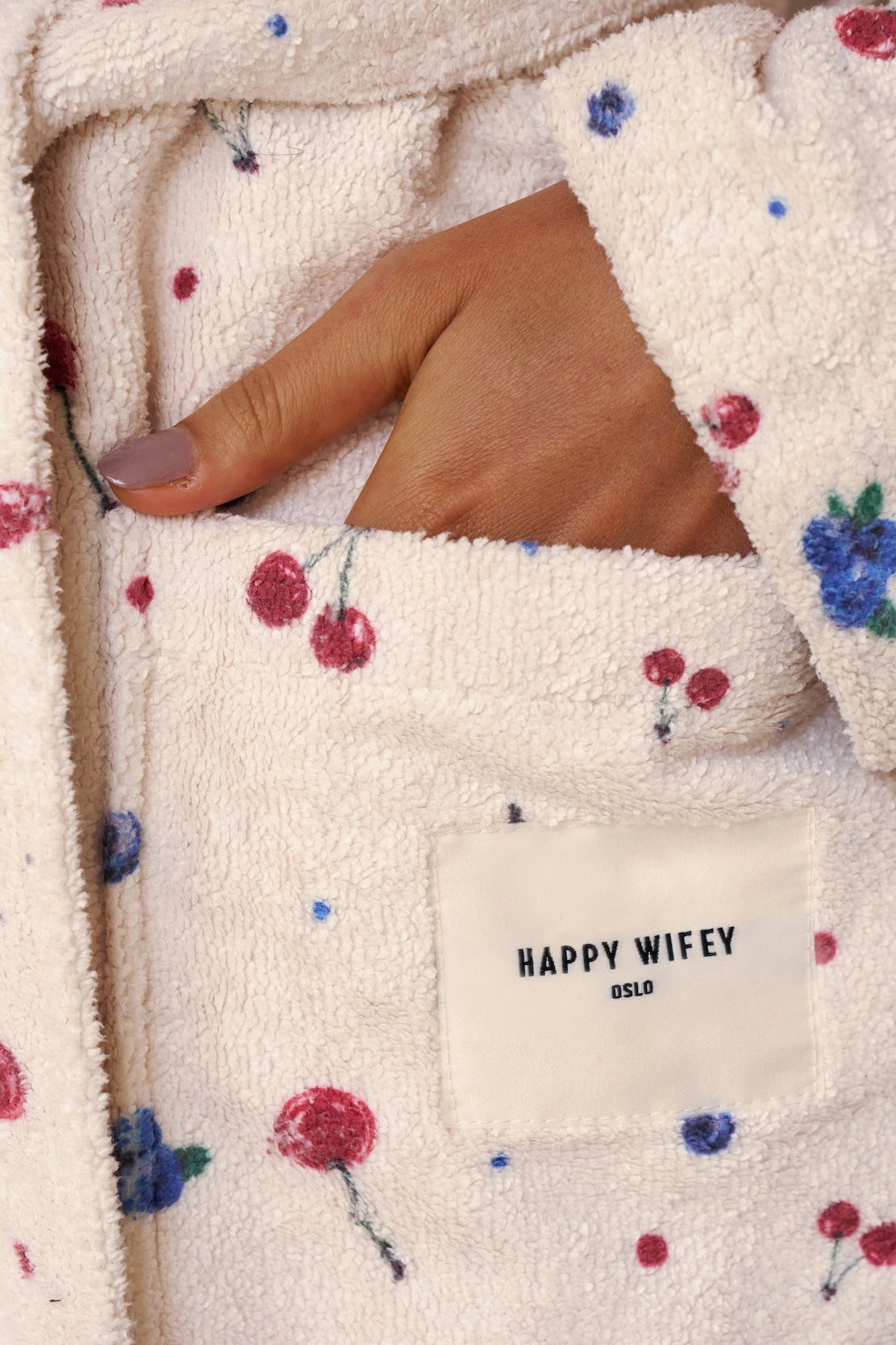 The Berry Bathrobe