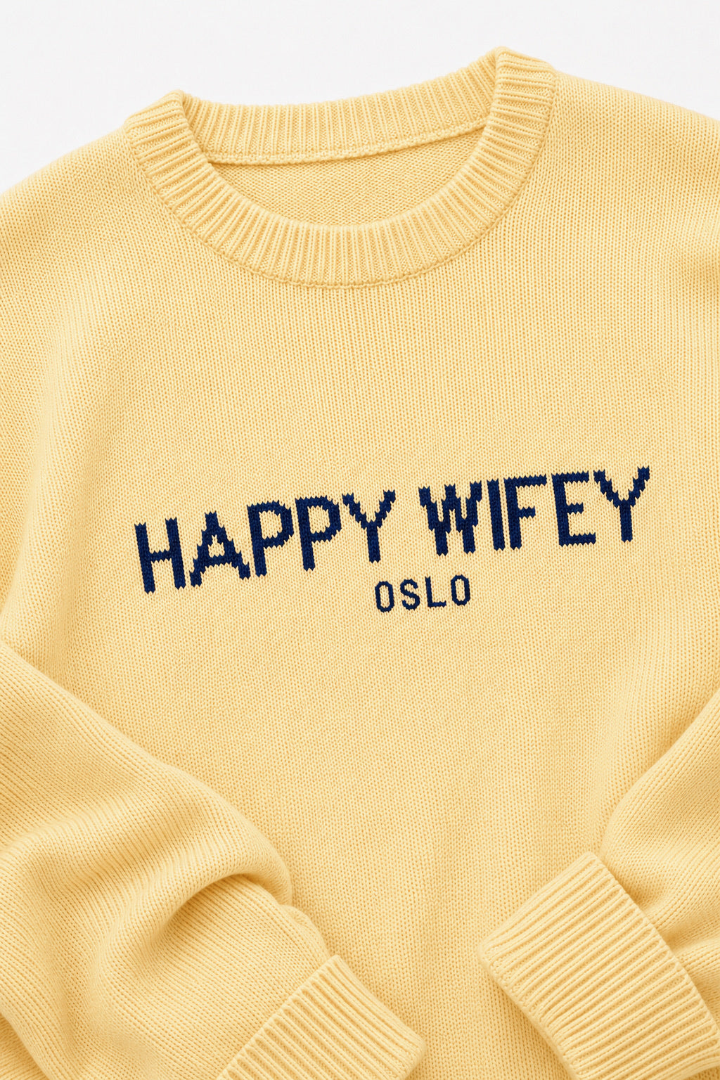 A closer look at the Sunny Yellow cotton knit and ribbed details
